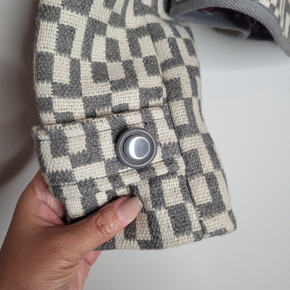 Tulle Gray Geometric Blazer Jacket - Picture 8 of 11